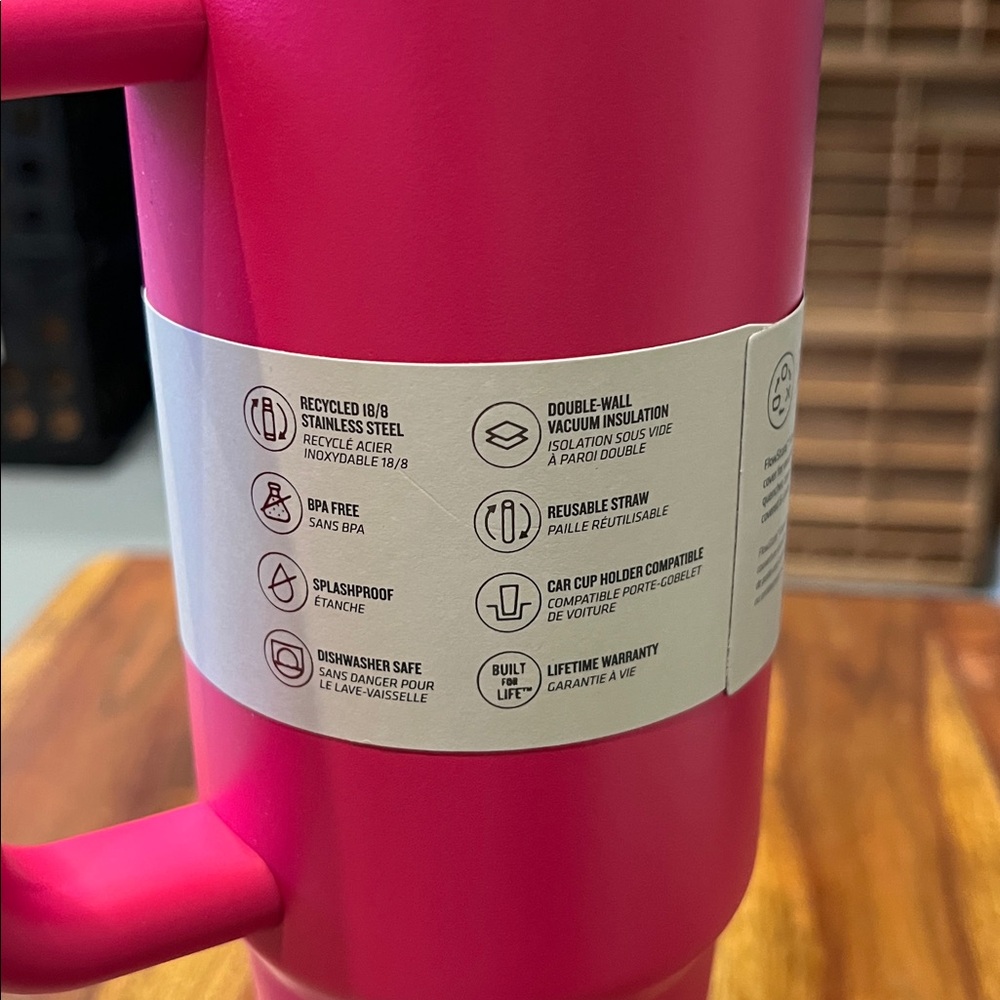 Stanley 30 oz. Quencher H2.0 FlowState Tumbler, NEW, Camelia - Picture 2 of 4